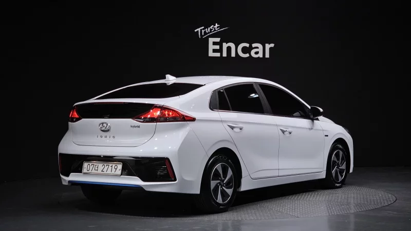 Hyundai Ioniq