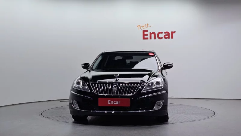 Hyundai Equus