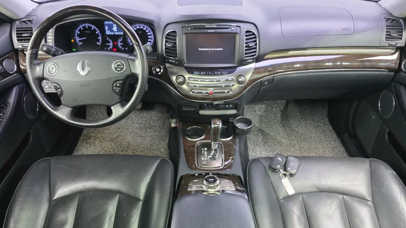 SsangYong Chairman W