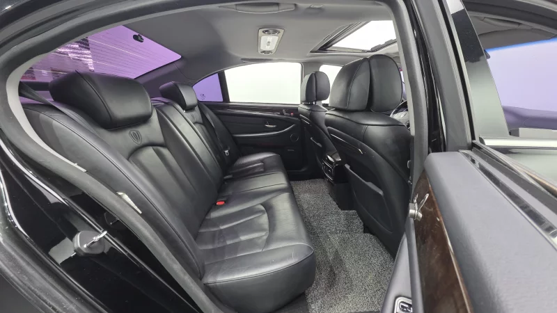 SsangYong Chairman W