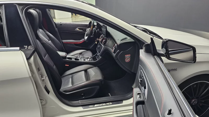 Mercedes-Benz CLA-Class