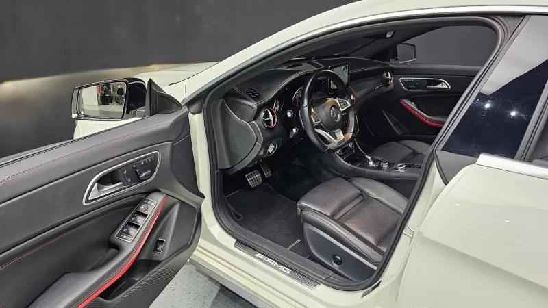 Mercedes-Benz CLA-Class