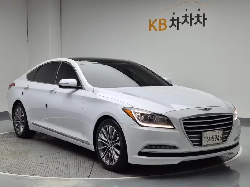 Hyundai Genesis