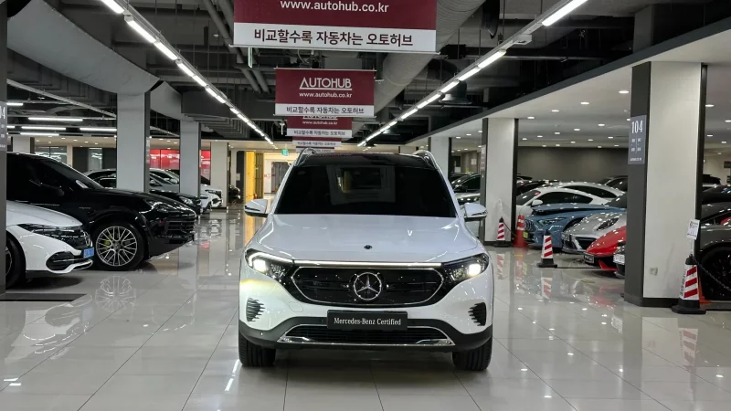 Mercedes-Benz EQB