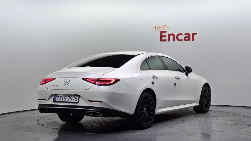 Mercedes-Benz CLS-Class