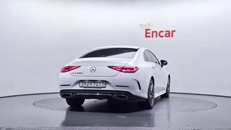 Mercedes-Benz CLS-Class