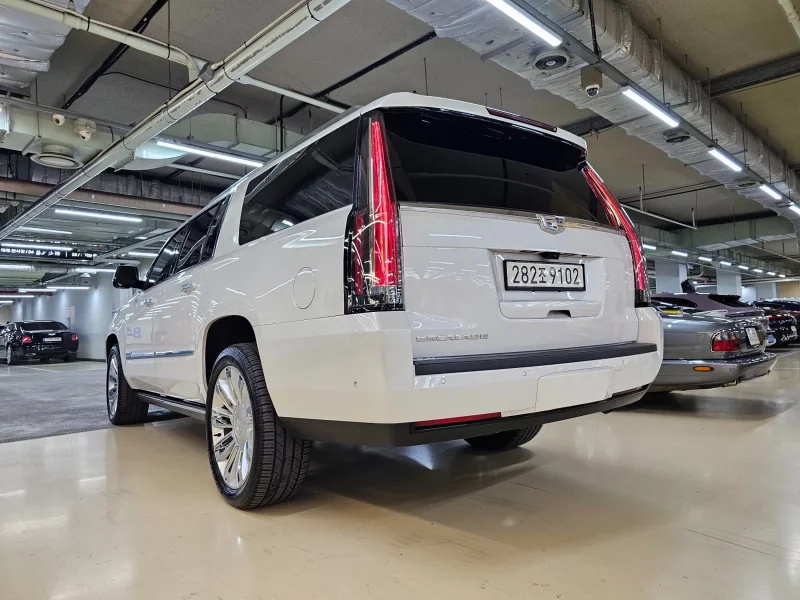 Cadillac Escalade