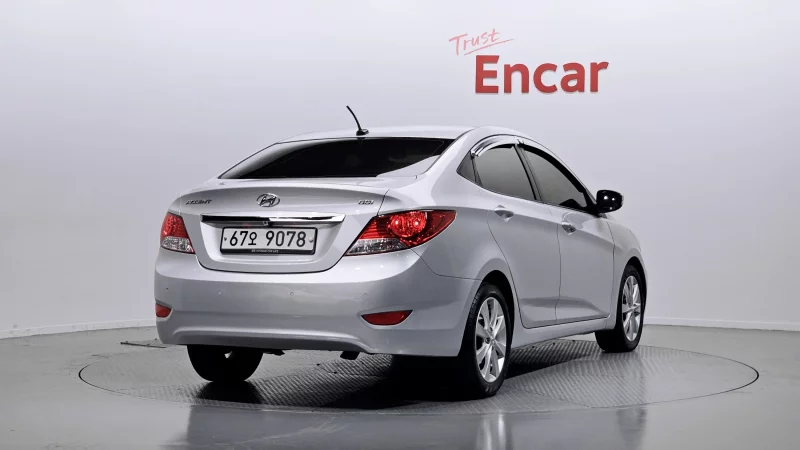 Hyundai Accent