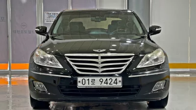 Hyundai Genesis