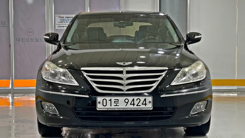 Hyundai Genesis