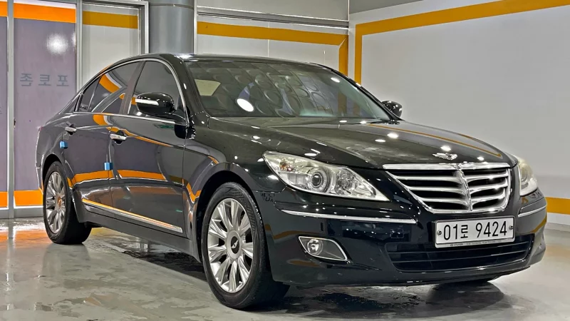 Hyundai Genesis