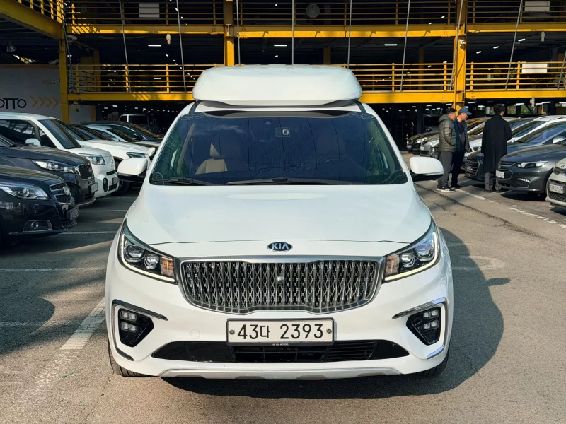 Kia Carnival