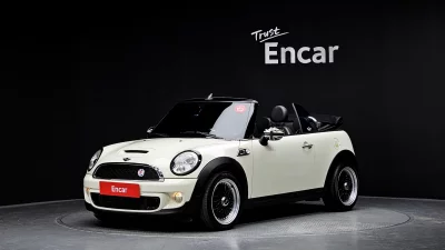 MINI Cooper Convertible
