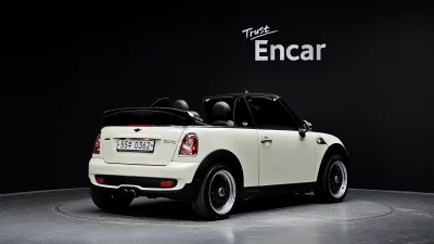 MINI Cooper Convertible
