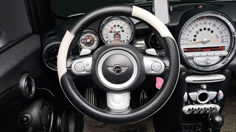 MINI Cooper Convertible