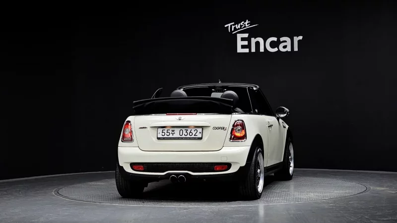 MINI Cooper Convertible
