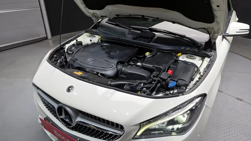 Mercedes-Benz CLA-Class