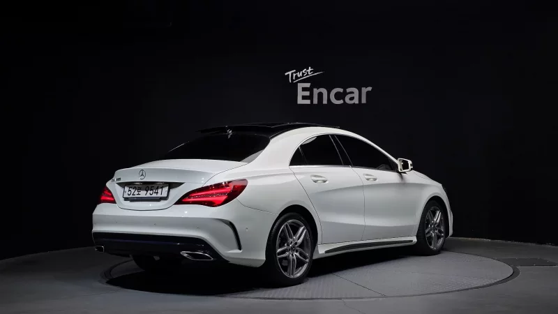 Mercedes-Benz CLA-Class