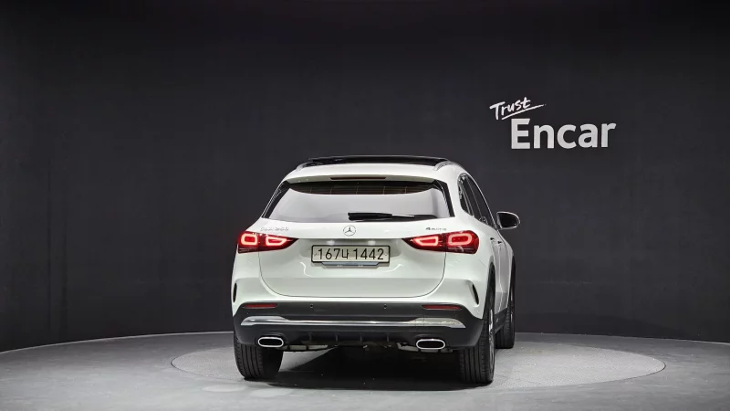 Mercedes-Benz GLA-Class