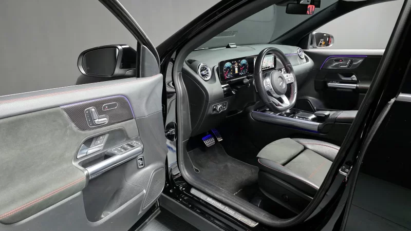 Mercedes-Benz GLA-Class