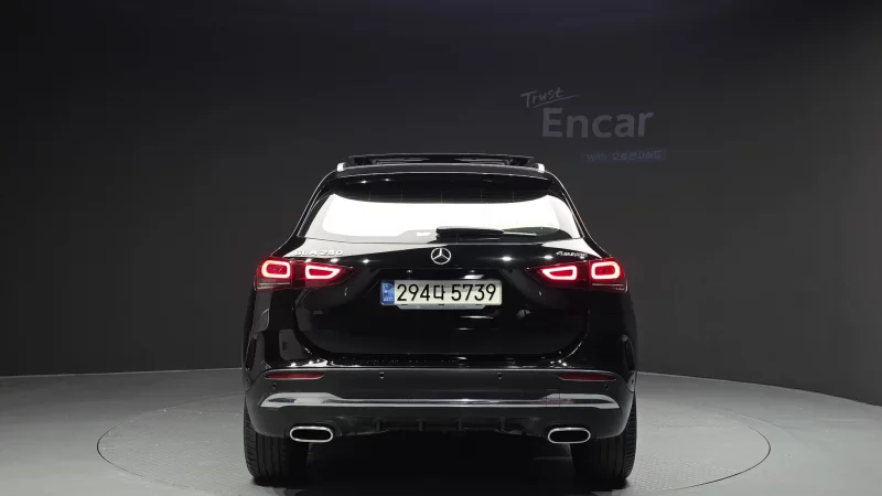 Mercedes-Benz GLA-Class