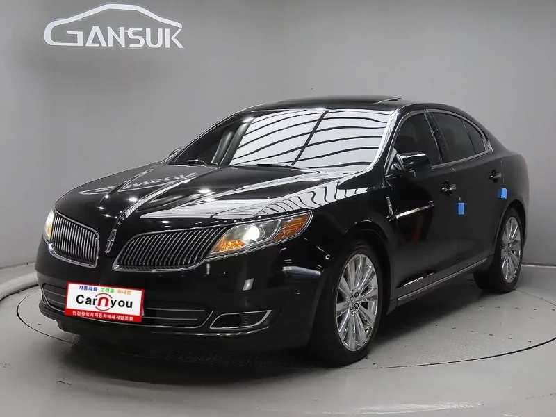 Lincoln MKS
