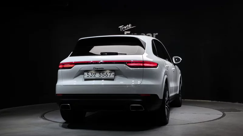 Porsche CAYENNE