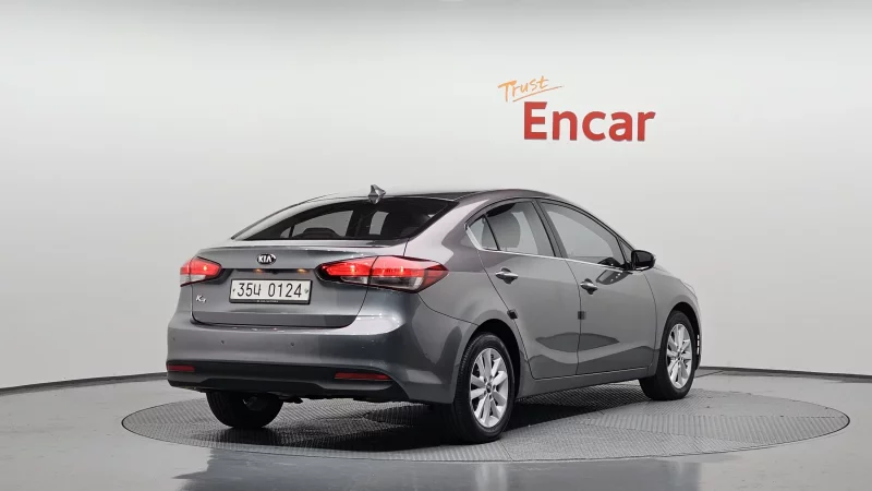Kia K3