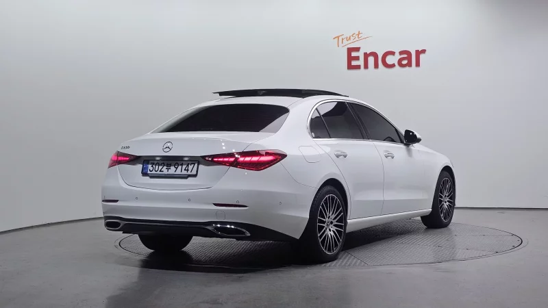 Mercedes-Benz C-Class