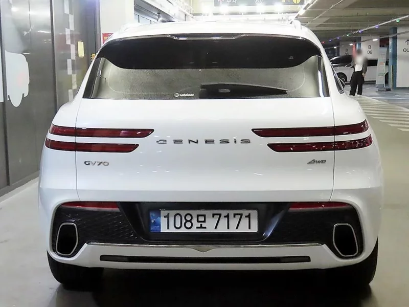Genesis GV70
