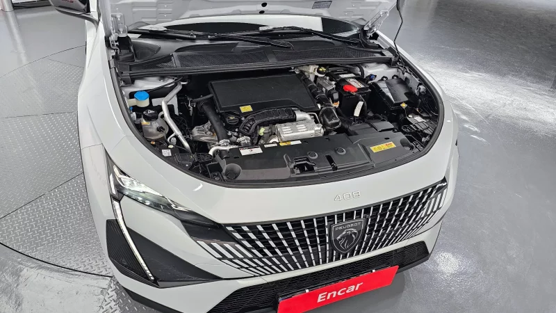 Peugeot 408