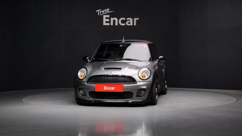 MINI Cooper Convertible