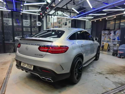 Mercedes-Benz GLE-Class