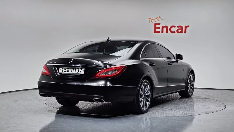 Mercedes-Benz CLS-Class