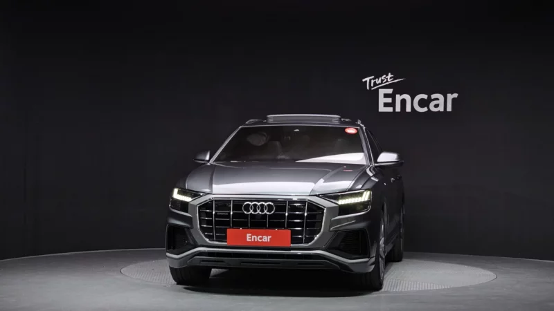 Audi Q8