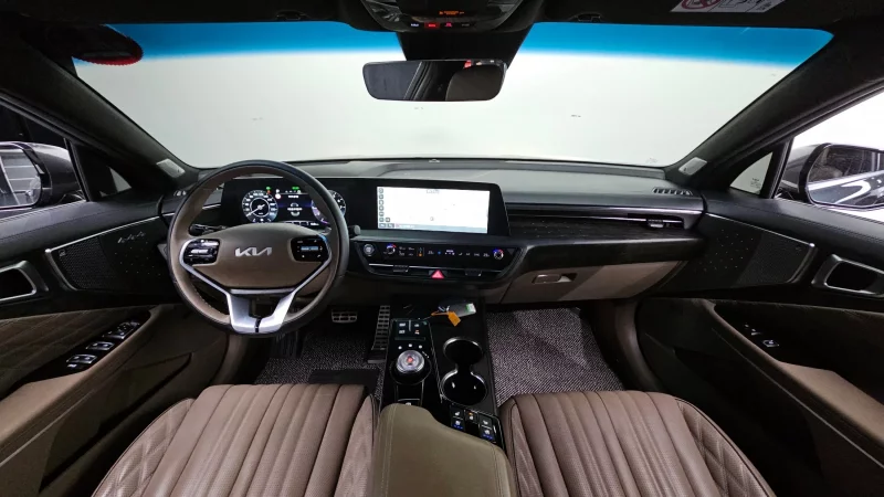 Kia K8
