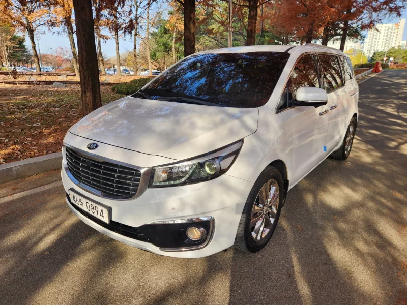 Kia Carnival
