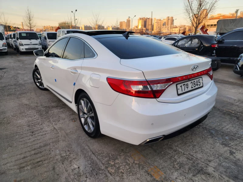 Hyundai Grandeur