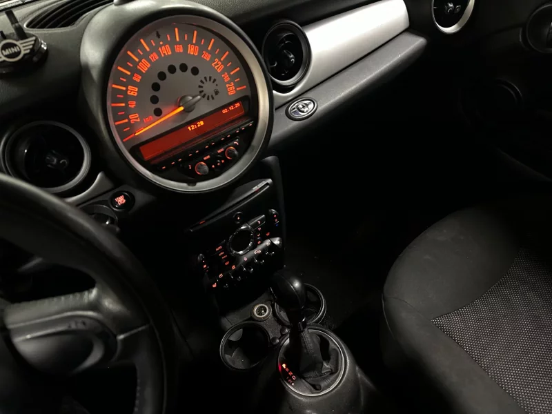 MINI Cooper Convertible