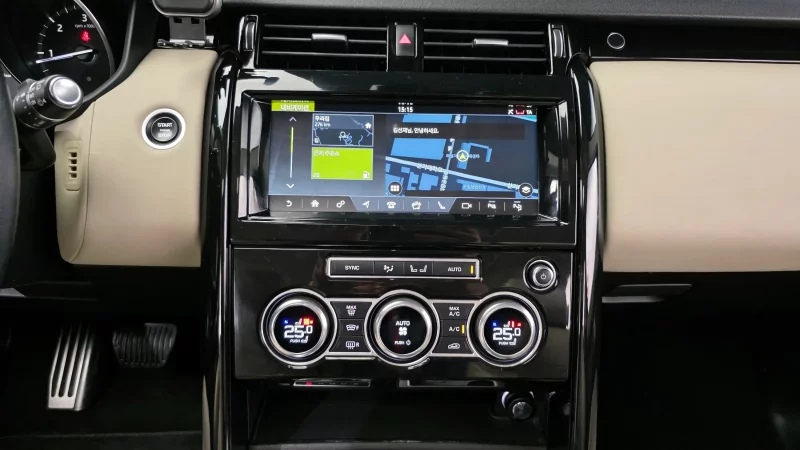 Land Rover DISCOVERY