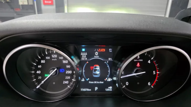 Land Rover DISCOVERY