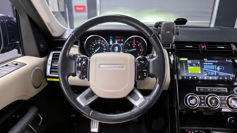 Land Rover DISCOVERY