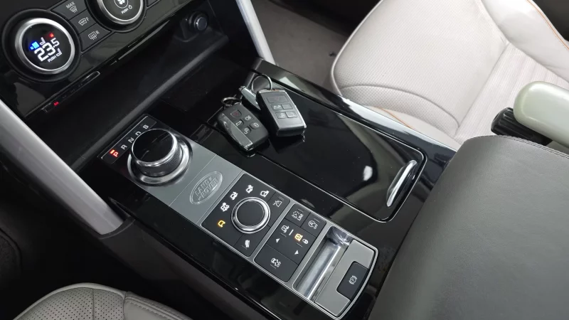 Land Rover DISCOVERY