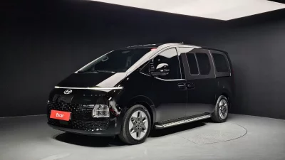 Hyundai Staria