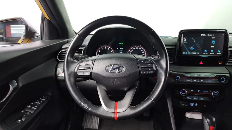 Hyundai Veloster