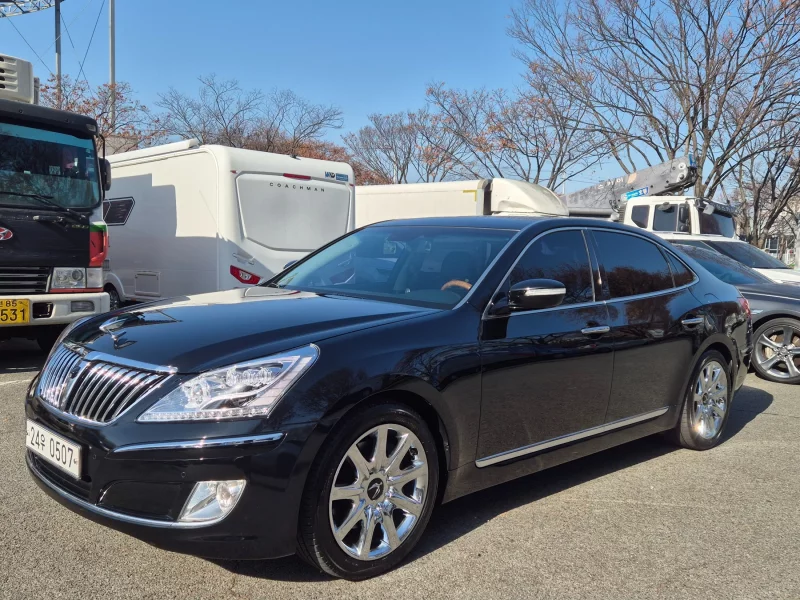 Hyundai Equus