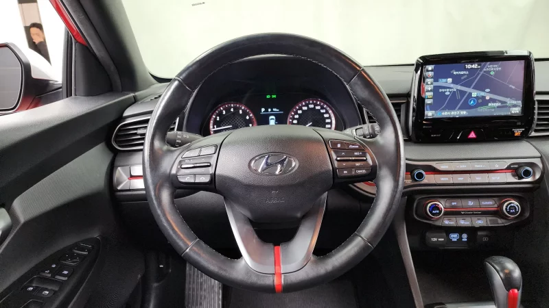 Hyundai Veloster