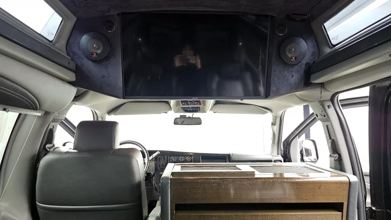 Chevrolet Express Van