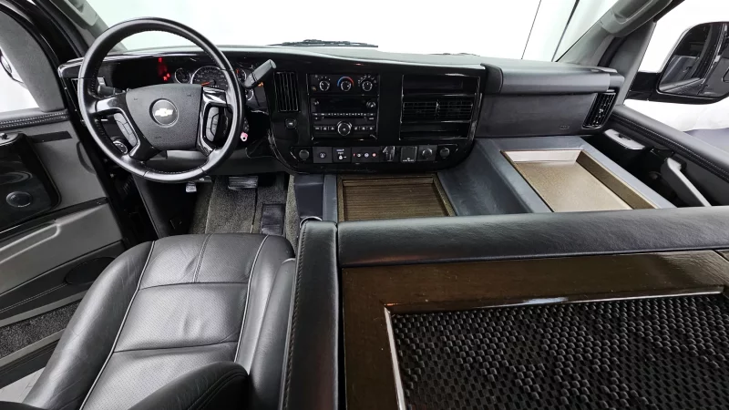 Chevrolet Express Van