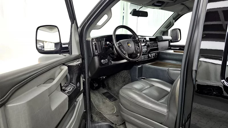 Chevrolet Express Van